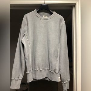Todd Snyder, ISSUED BY: GARMENT DYED CREW SWEATSHIRT IN SILVER GREY. Medium. New
